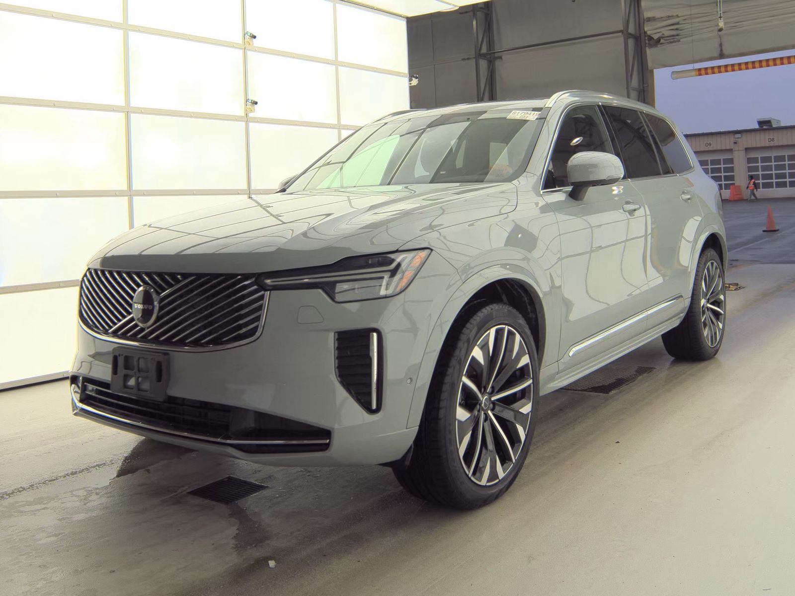 2025 Volvo XC90 B6 Plus AWD