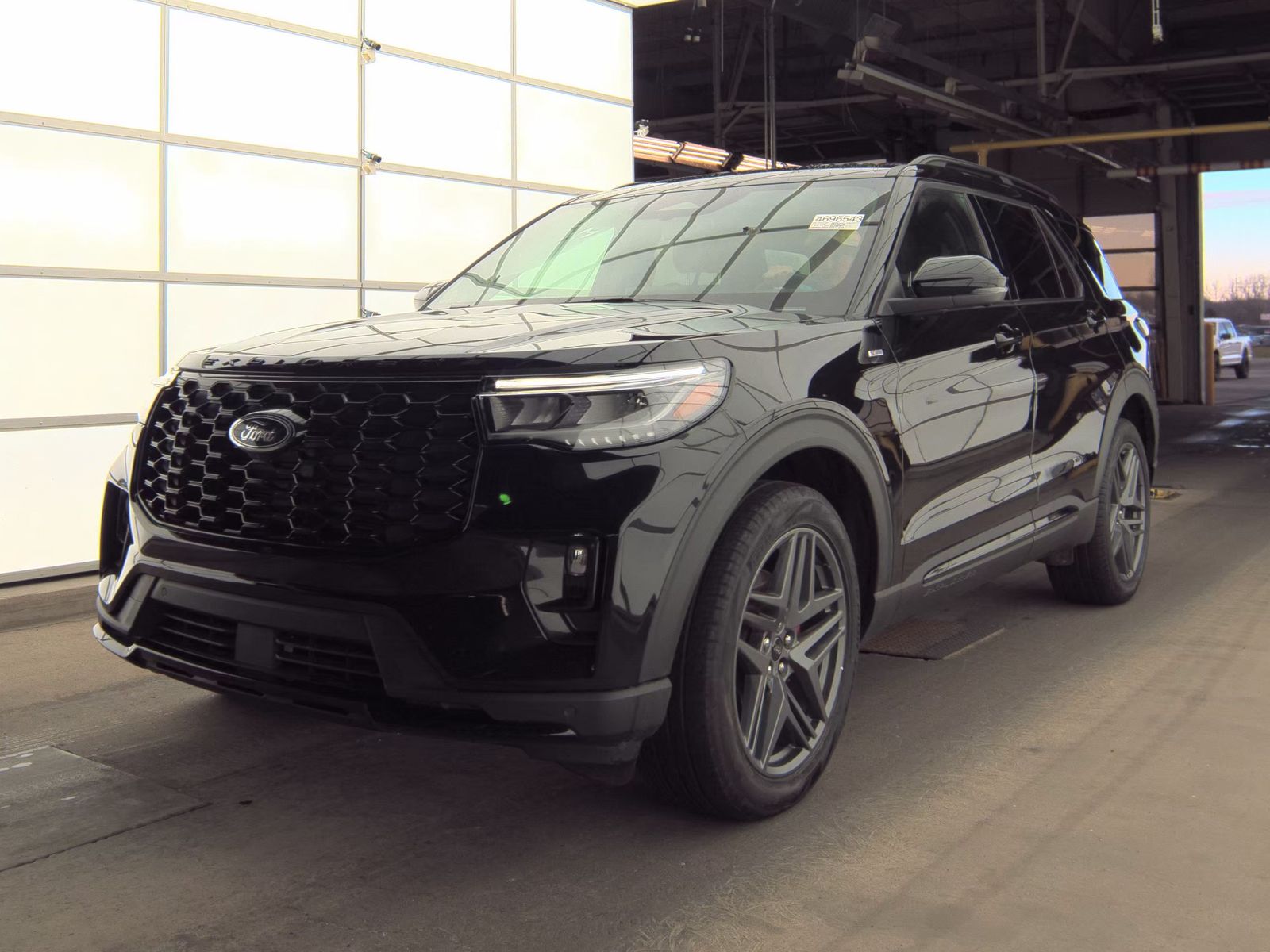 2025 Ford Explorer ST-Line AWD