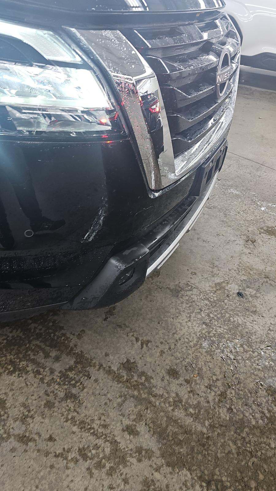 2023 Nissan Pathfinder SL FWD