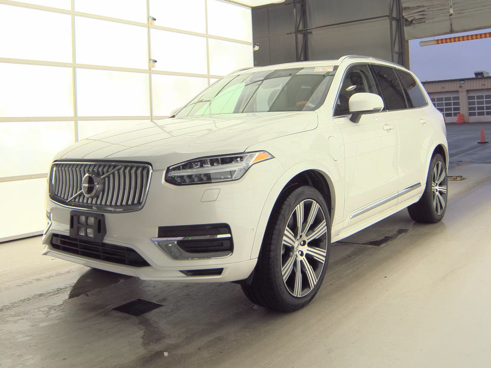 2025 Volvo XC90 Plug-In Hybrid T8 Plus AWD