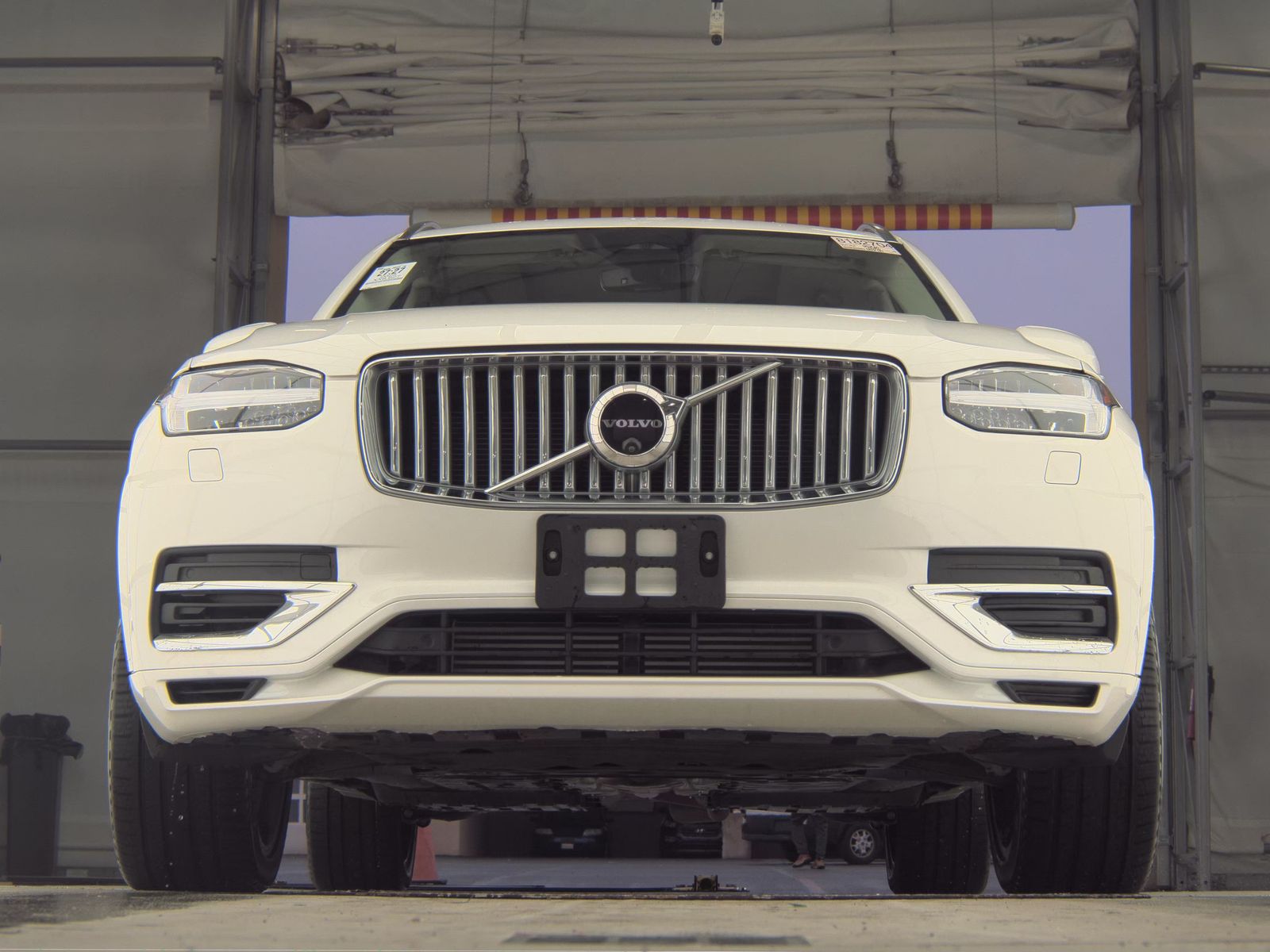 2025 Volvo XC90 Plug-In Hybrid T8 Plus AWD