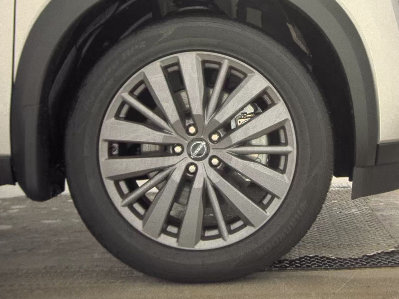 2025 Nissan Pathfinder SL AWD