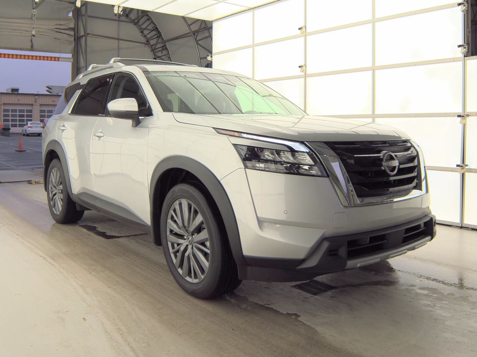 2025 Nissan Pathfinder SL AWD