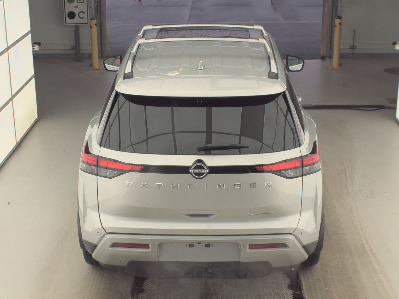 2025 Nissan Pathfinder SL AWD