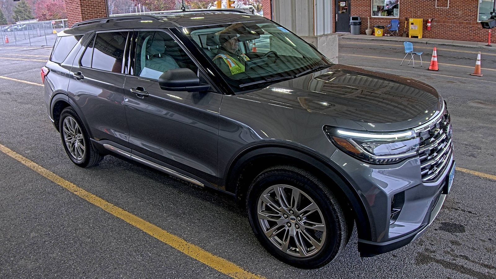 2025 Ford Explorer Active AWD