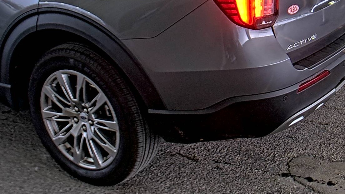 2025 Ford Explorer Active AWD