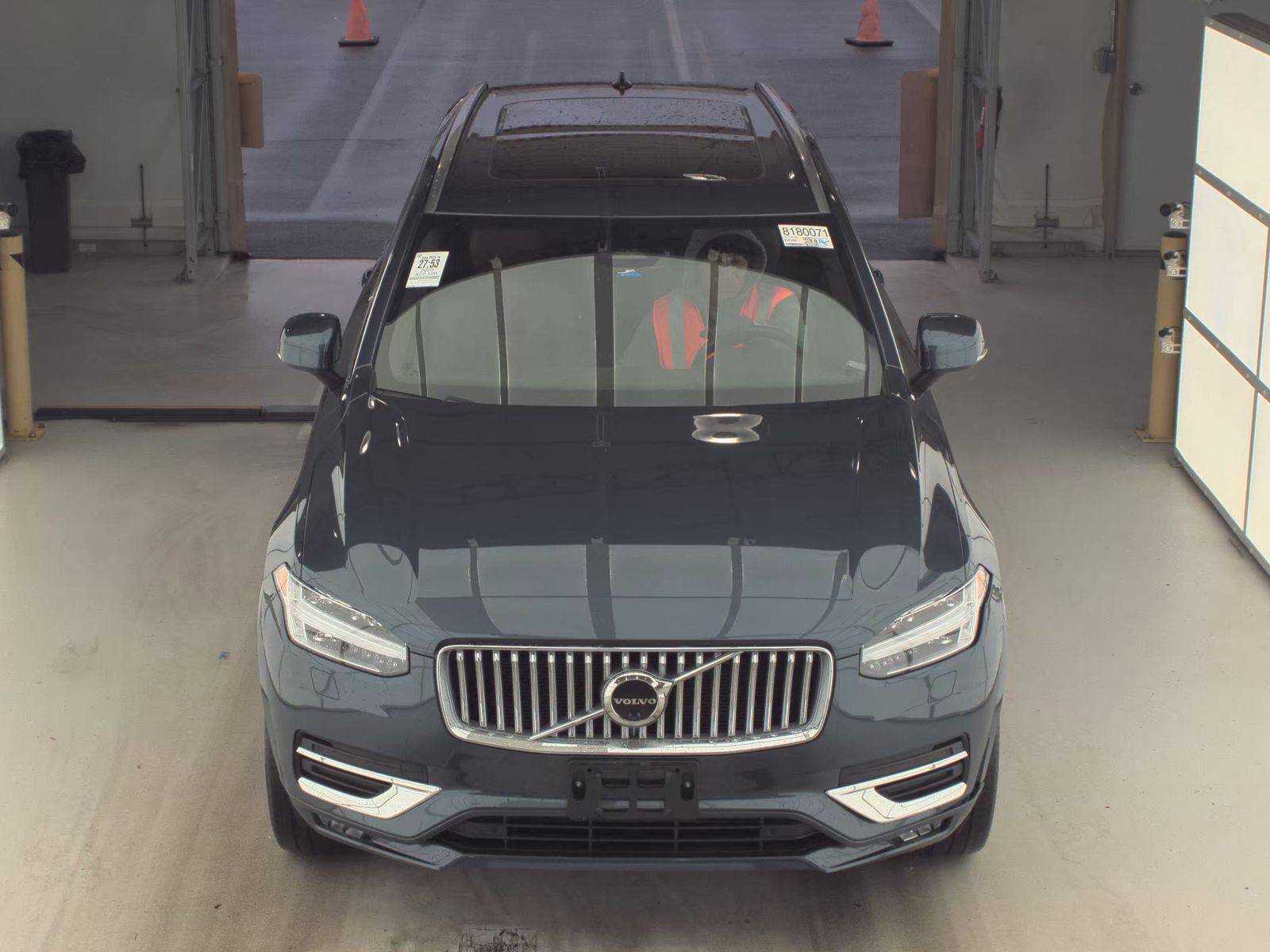 2023 Volvo XC90 B6 Plus AWD