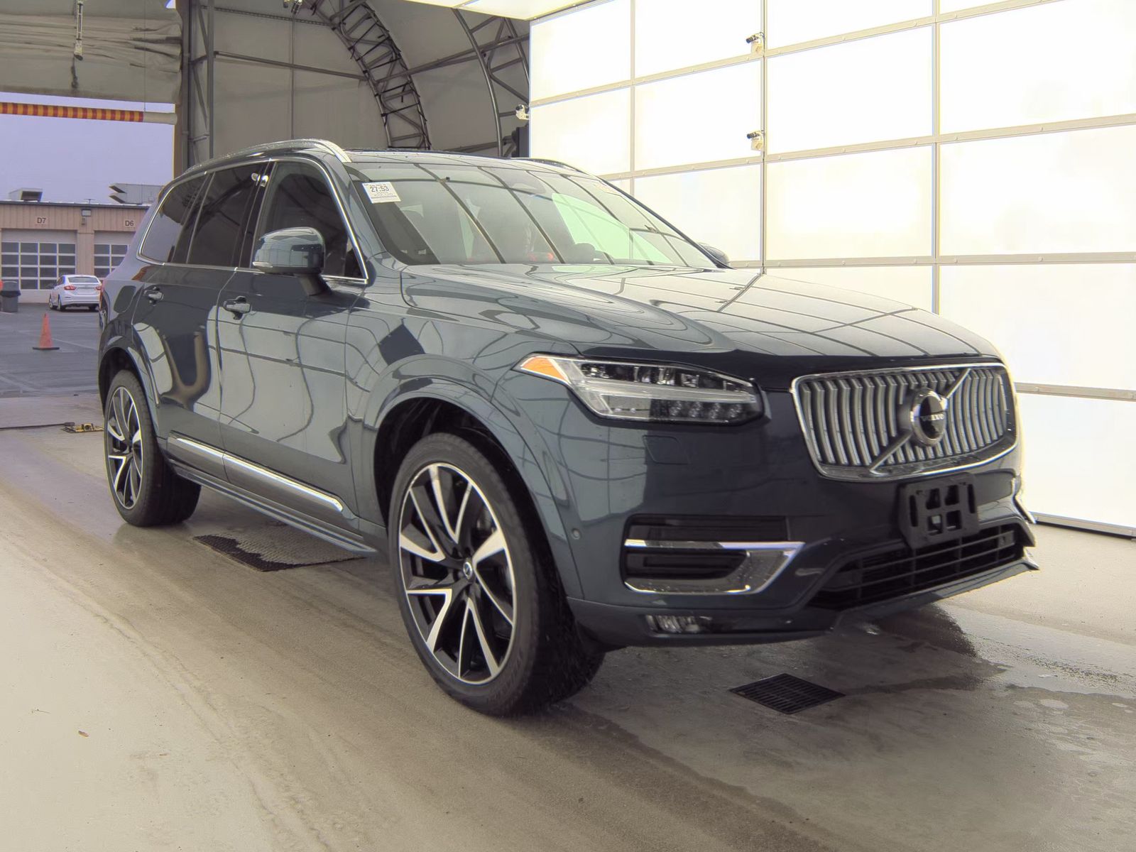 2023 Volvo XC90 B6 Plus AWD