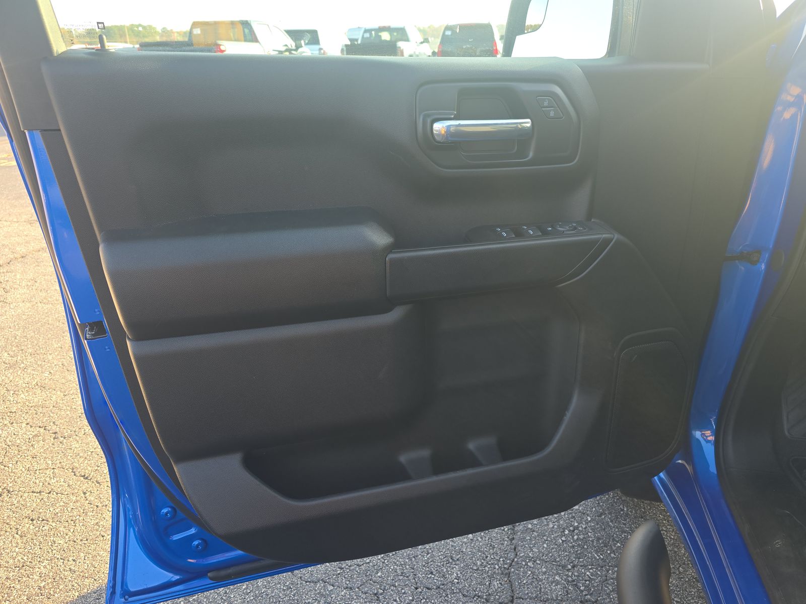 2025 Chevrolet Silverado 1500 Custom RWD