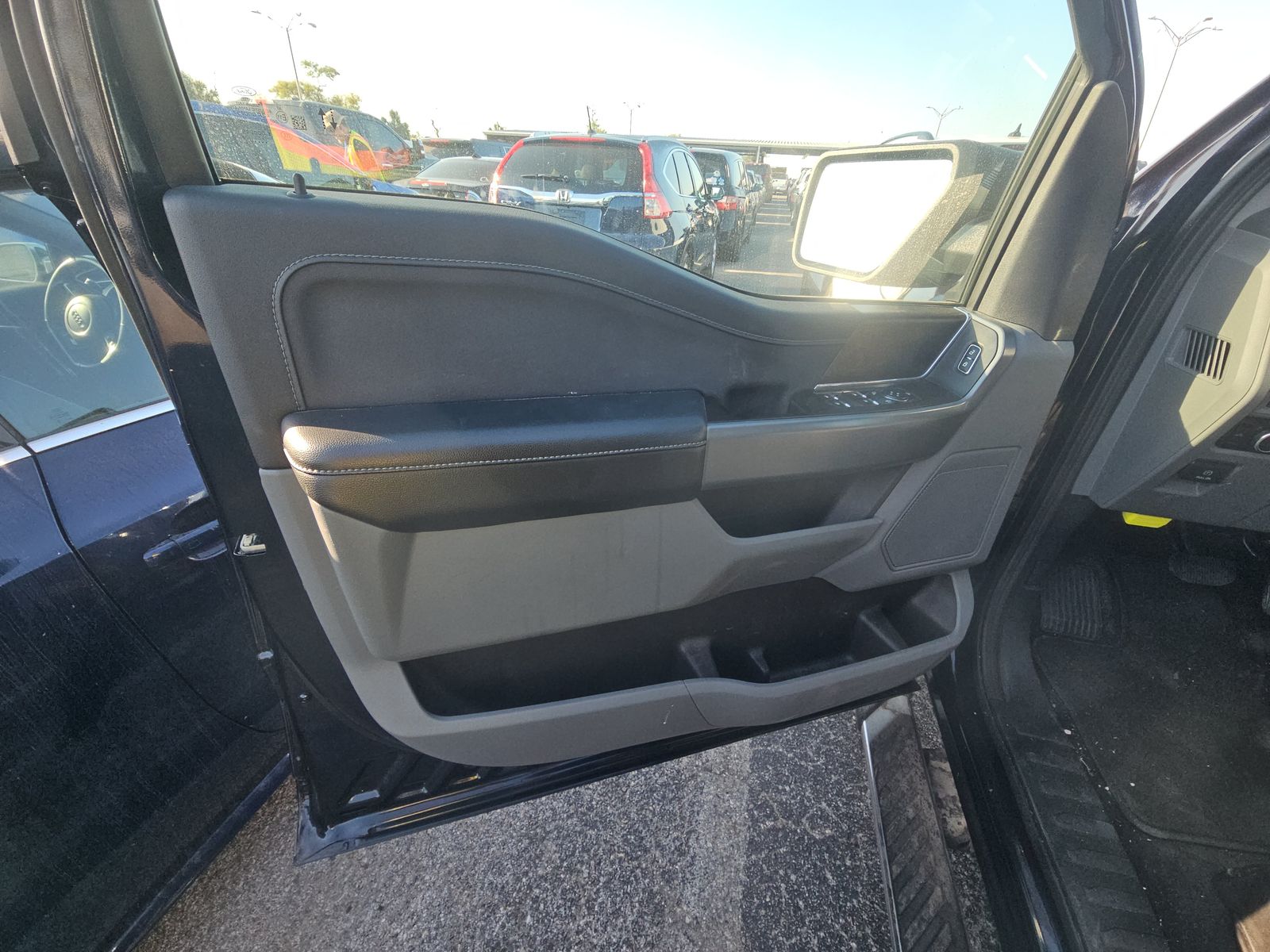 2023 Ford F-150 XLT RWD