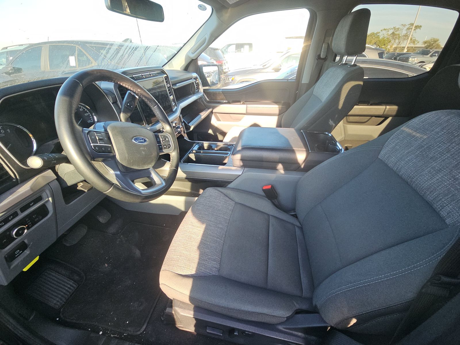 2023 Ford F-150 XLT RWD