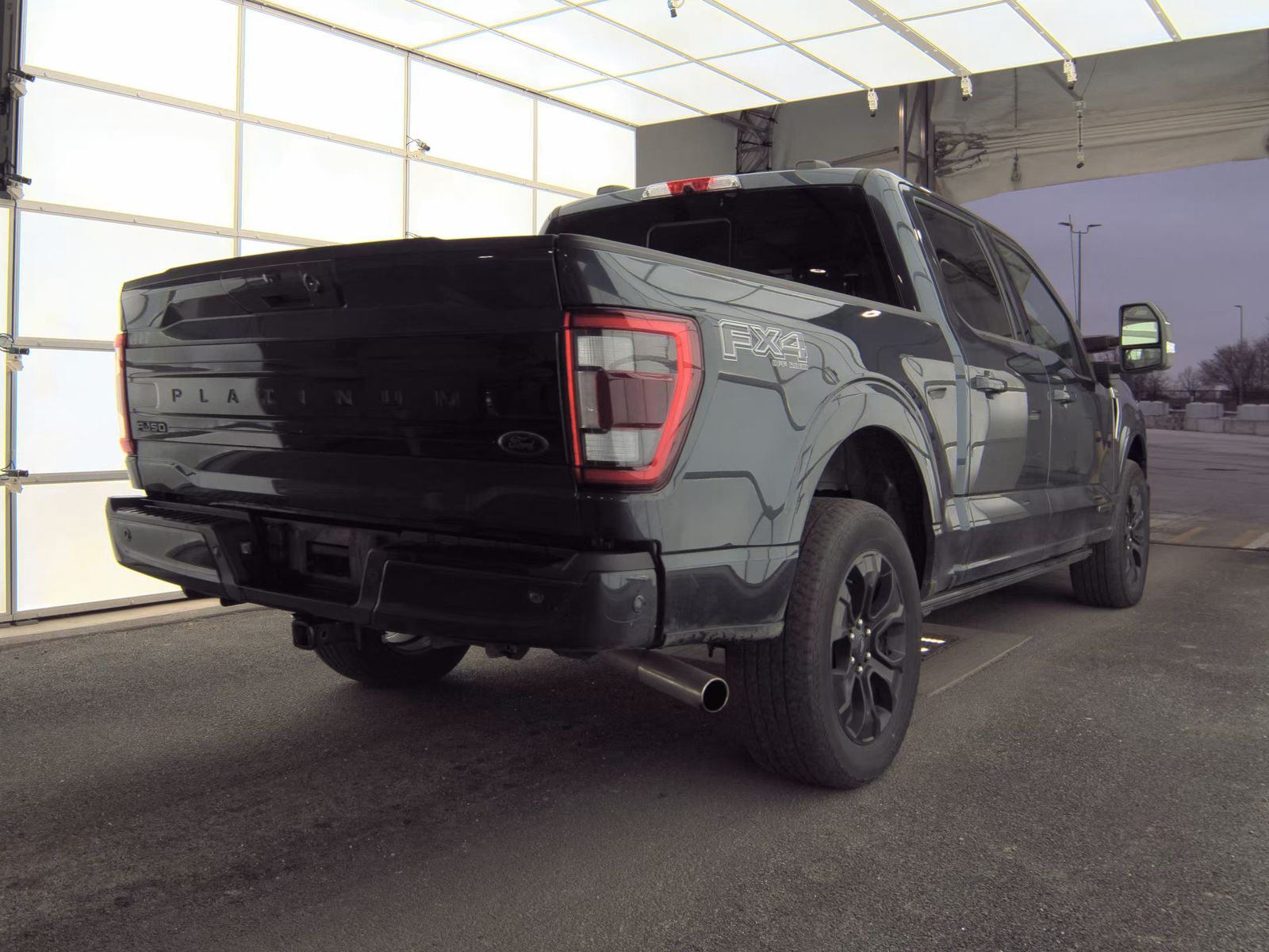 2022 Ford F-150 Hybrid Platinum AWD