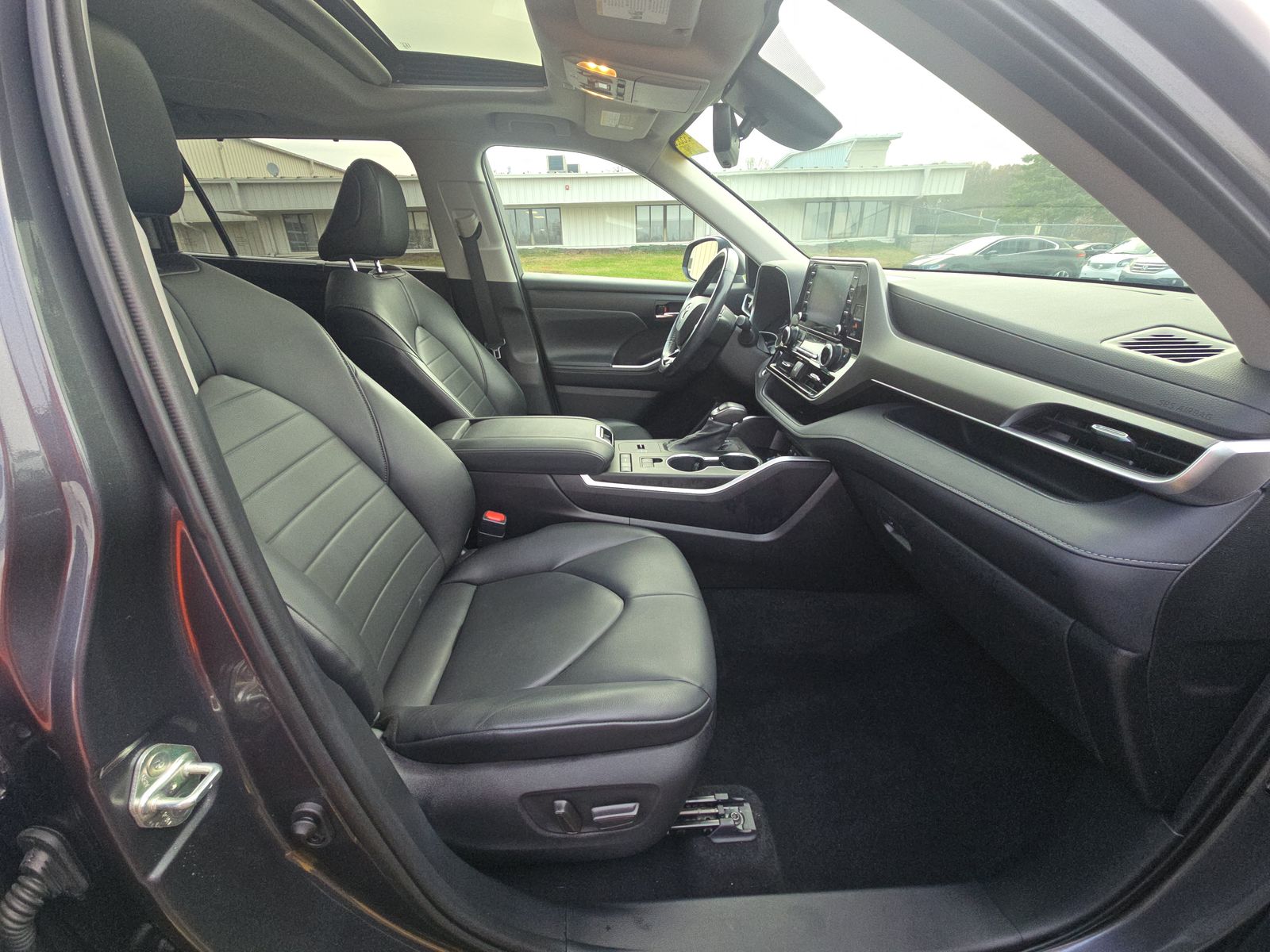 2020 Toyota Highlander XLE FWD