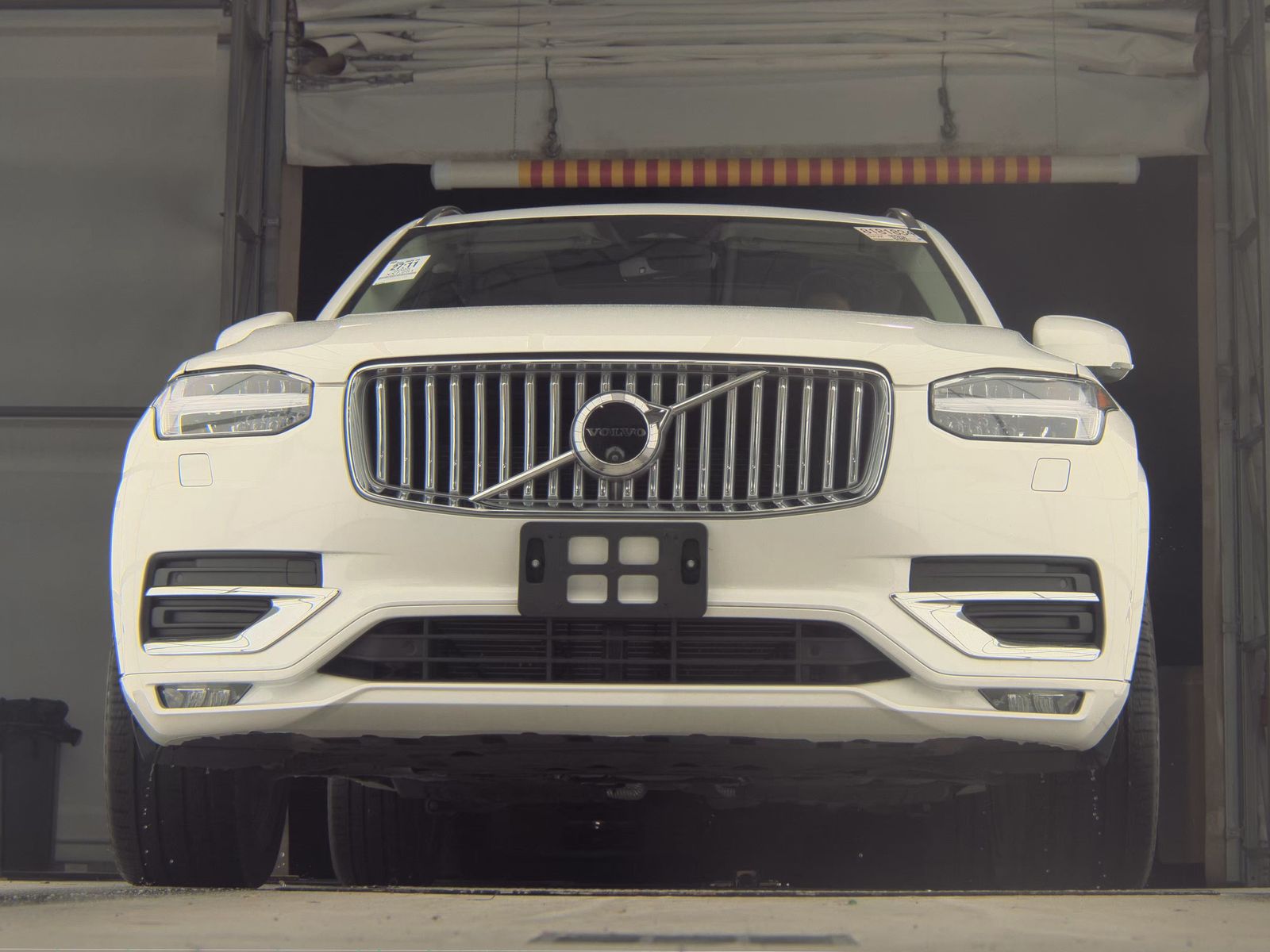 2025 Volvo XC90 B5 Plus AWD