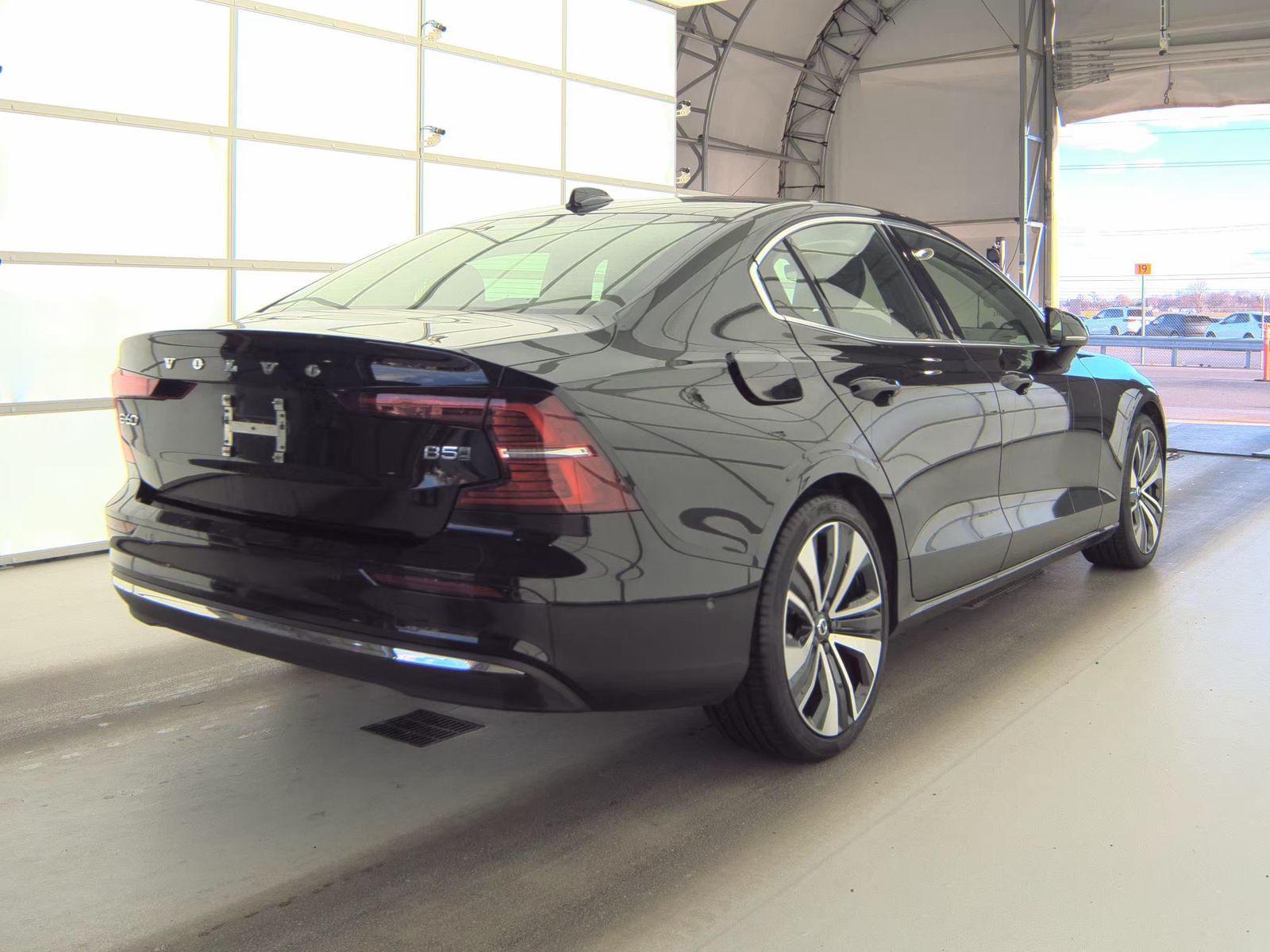 2023 Volvo S60 B5 Ultimate AWD