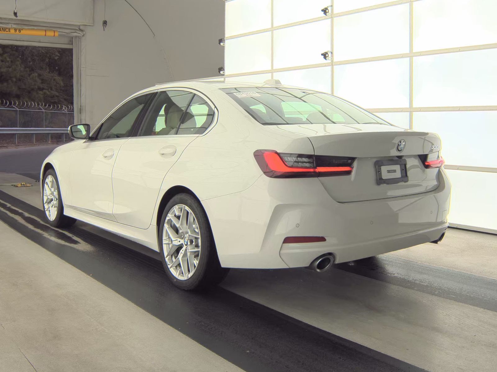 2025 BMW 3 Series 330i RWD