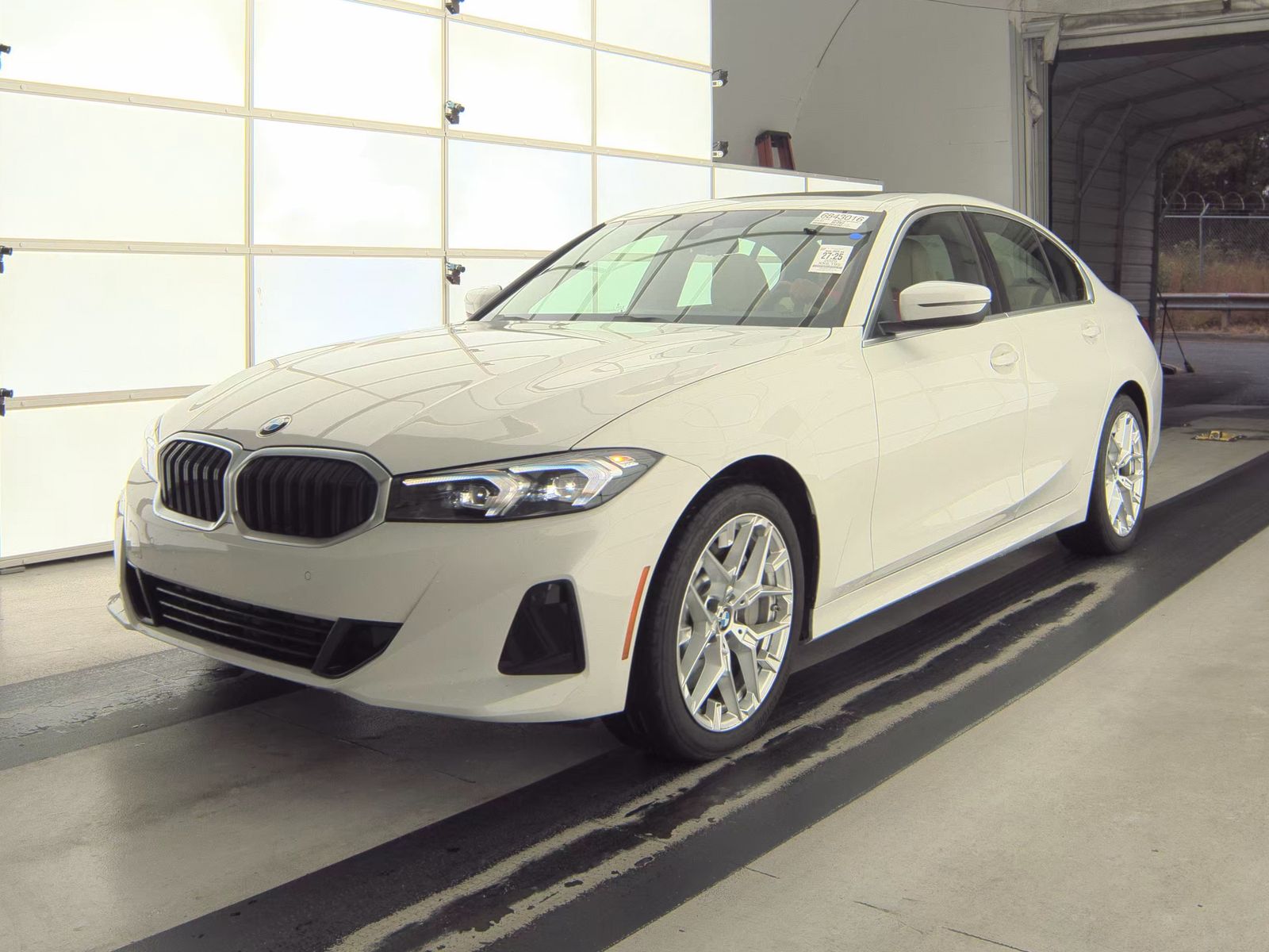 2025 BMW 3 Series 330i RWD