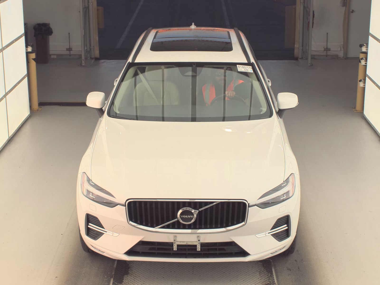 2022 Volvo XC60 B5 Momentum AWD