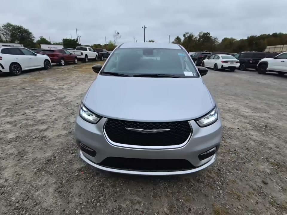 2024 Chrysler Pacifica Touring L FWD