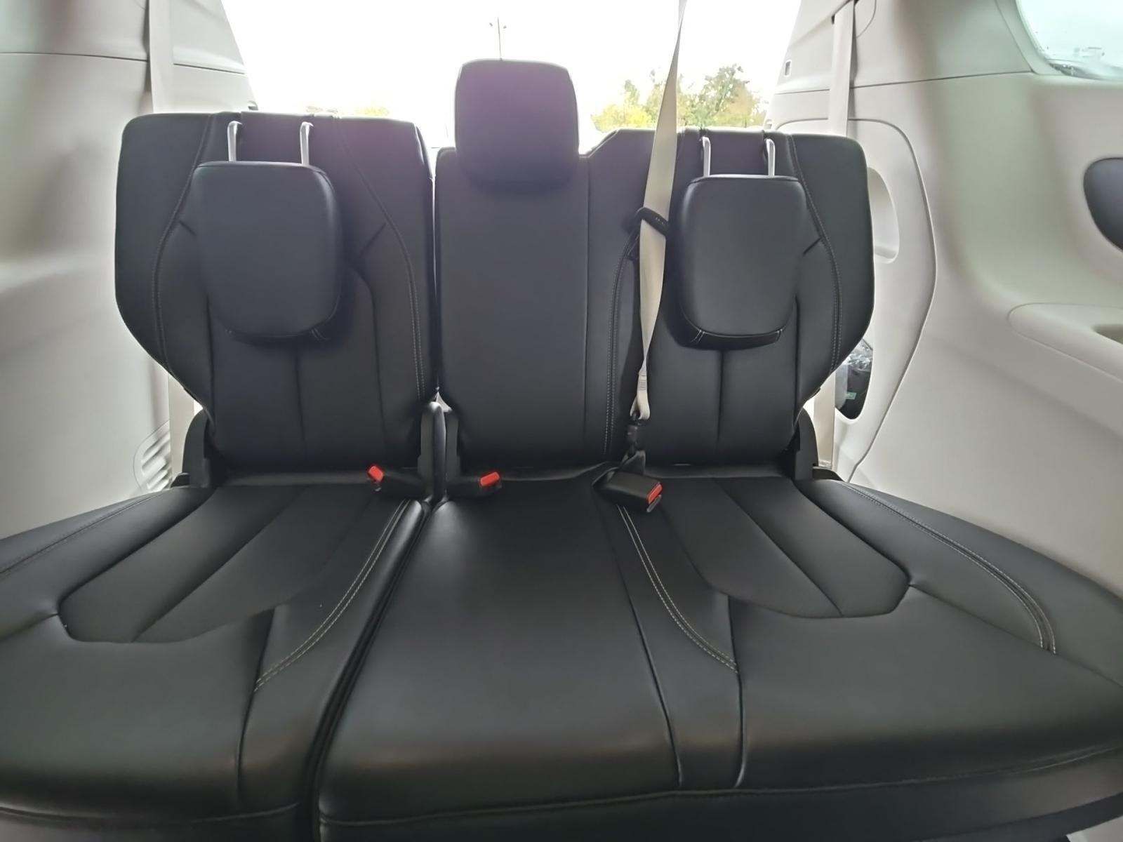 2024 Chrysler Pacifica Touring L FWD