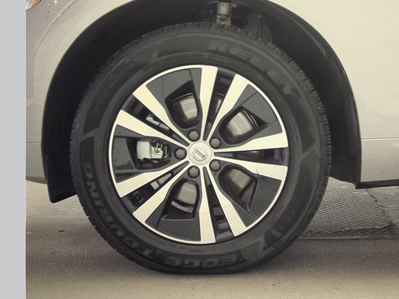 2025 Volvo XC60 B5 Core AWD