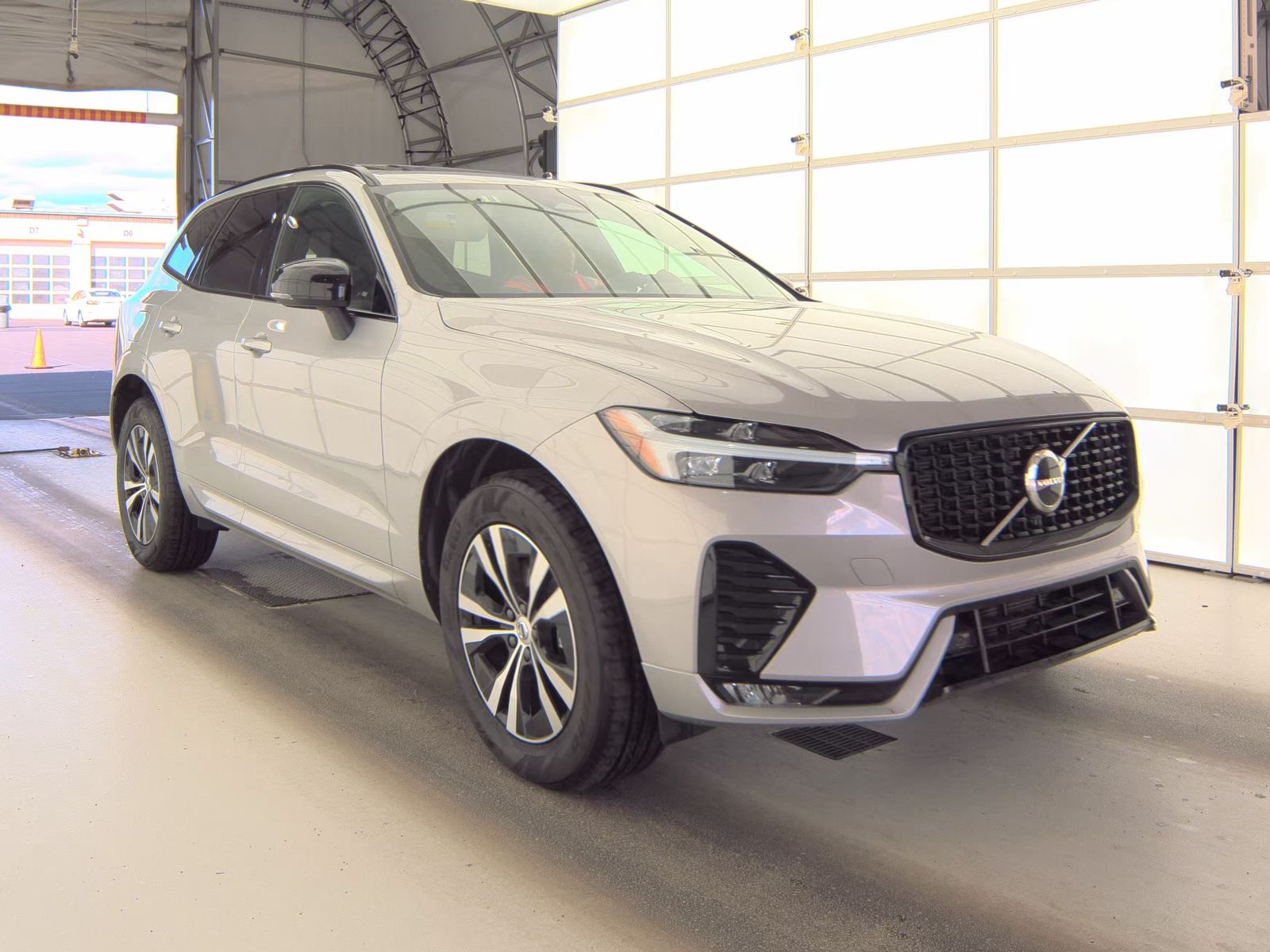 2025 Volvo XC60 B5 Core AWD