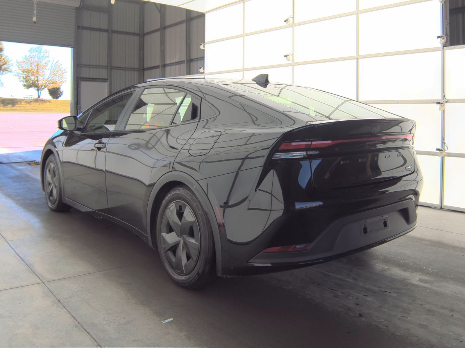 2025 Toyota Prius LE FWD