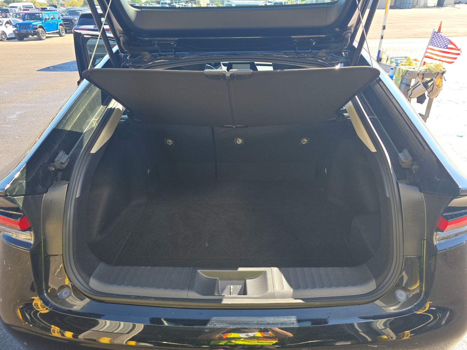 2025 Toyota Prius LE FWD