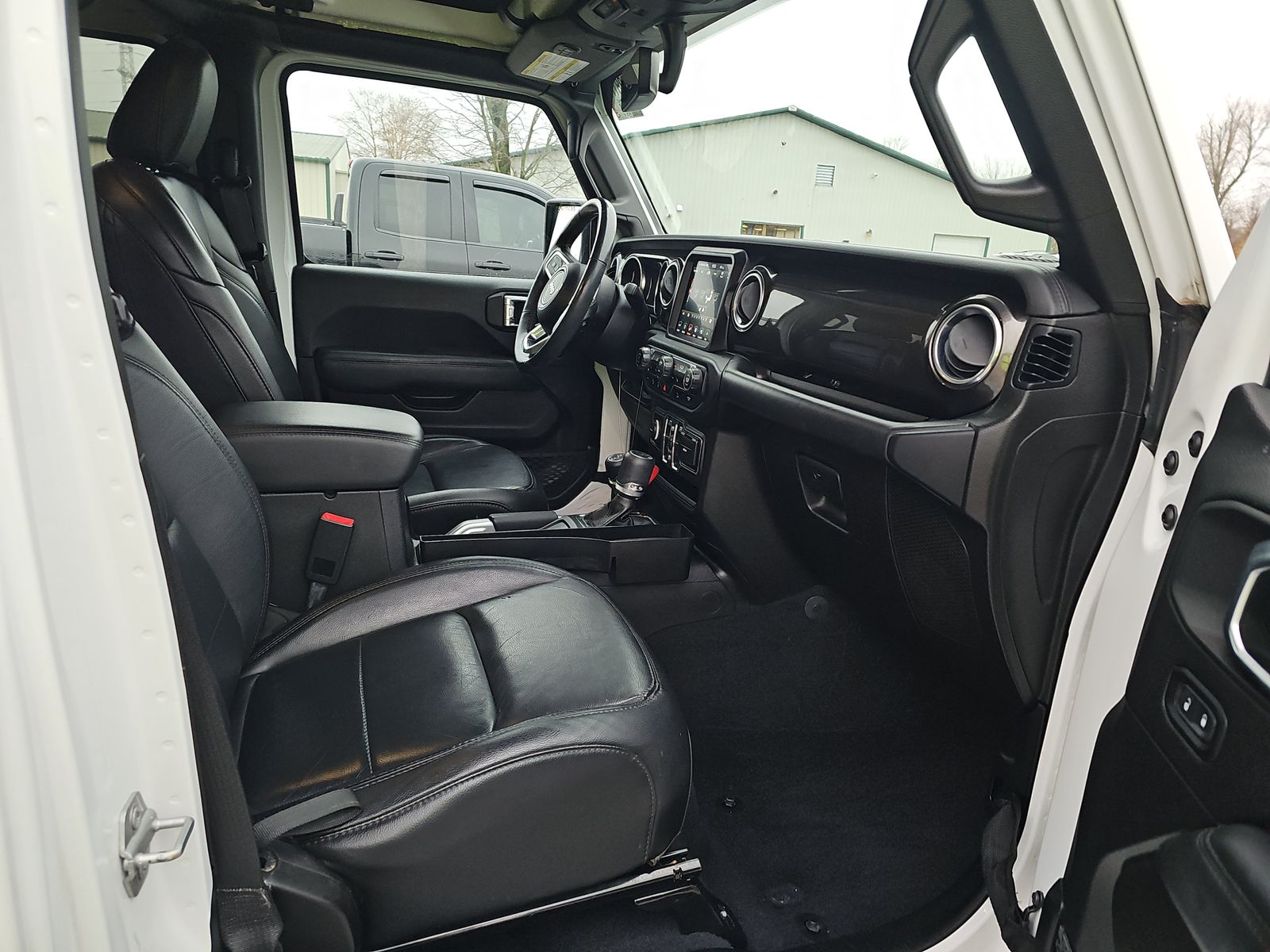 2019 Jeep Wrangler Unlimited Sahara Altitude Edition AWD