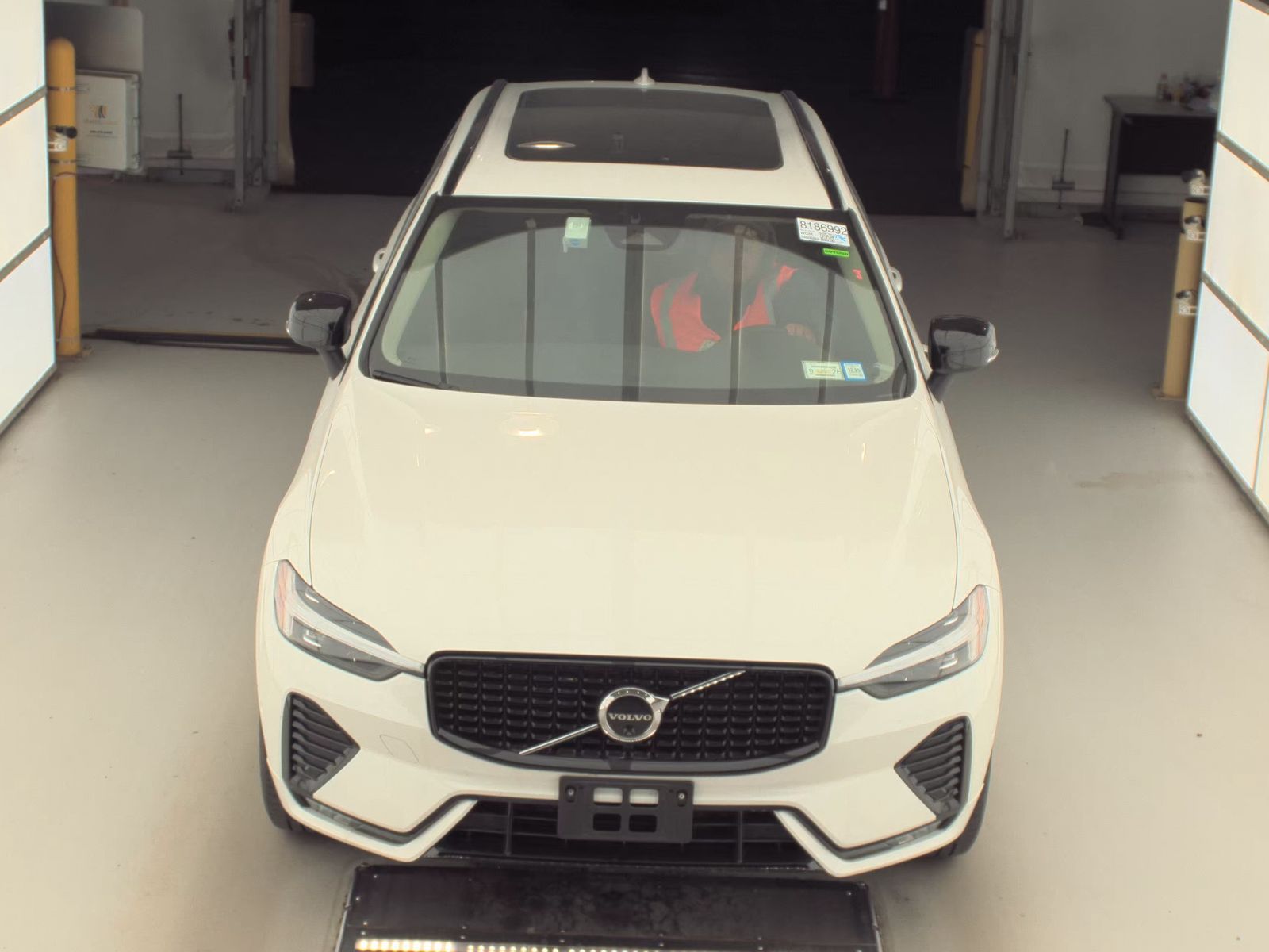 2025 Volvo XC60 B5 Plus AWD