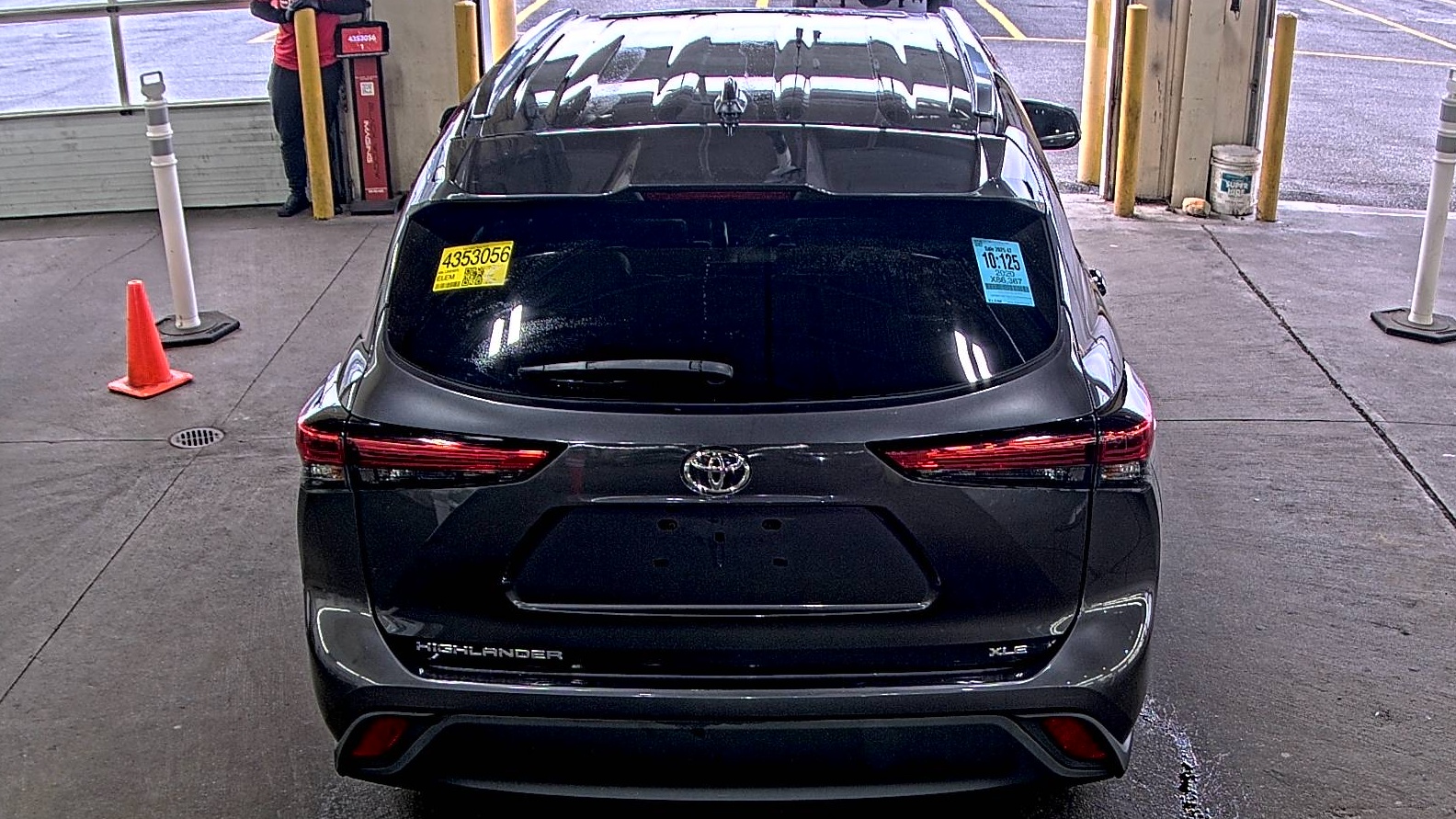2020 Toyota Highlander XLE FWD