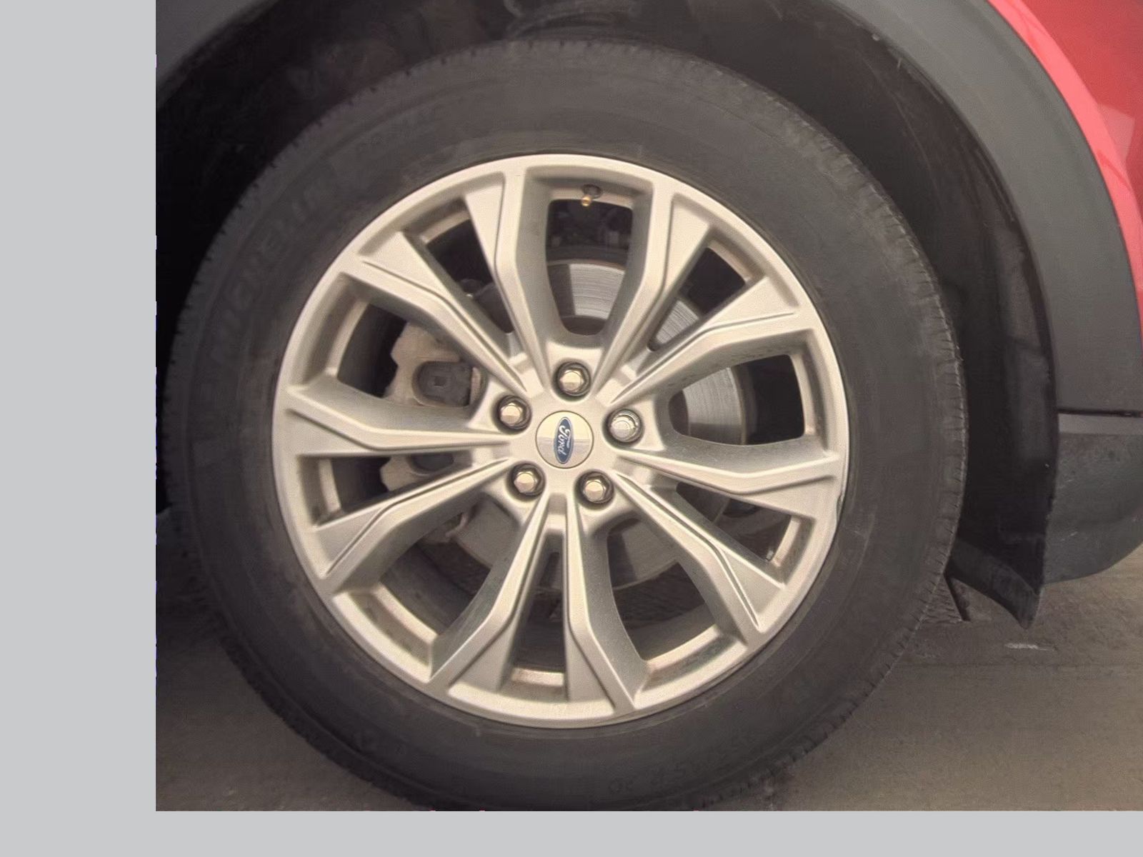 2023 Ford Explorer XLT AWD