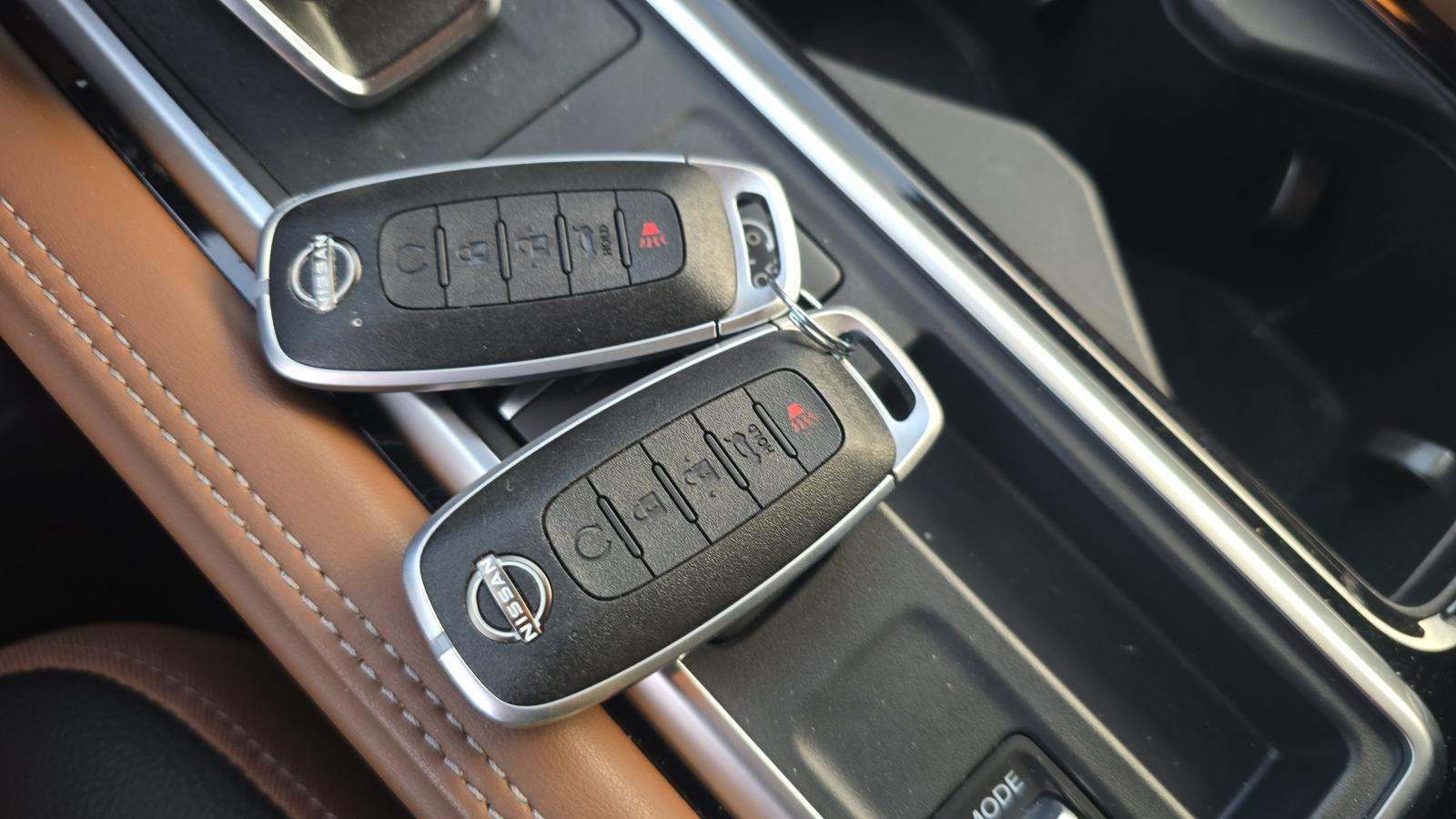 2024 Nissan Pathfinder Platinum FWD