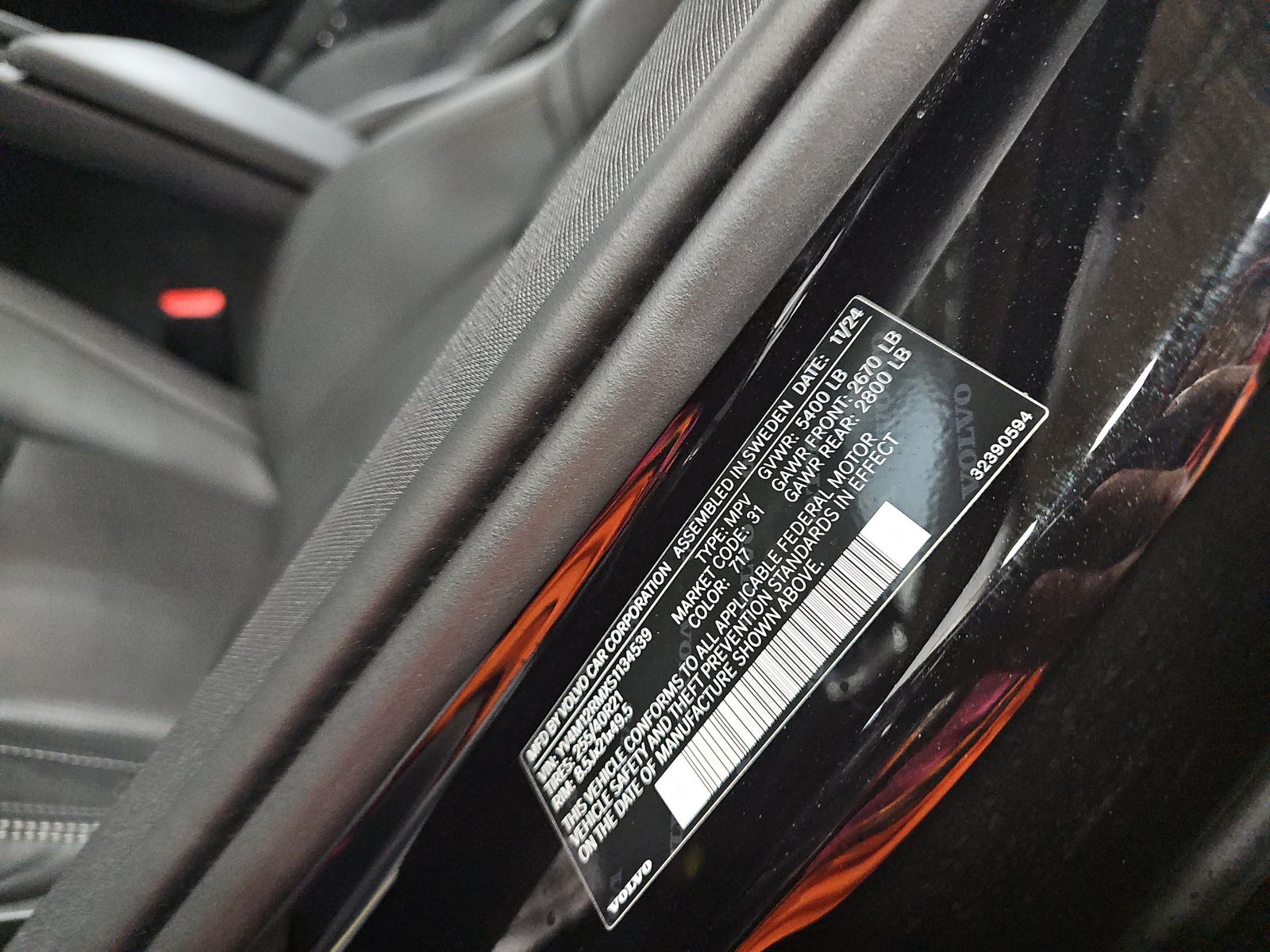 2025 Volvo XC60 B5 Ultra AWD