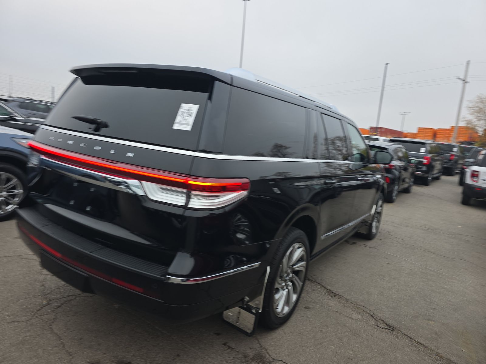 2023 Lincoln Navigator L Standard RWD