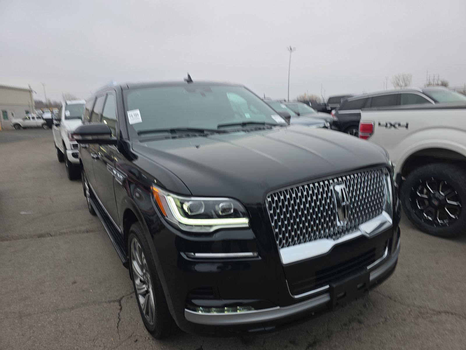 2023 Lincoln Navigator L Standard RWD