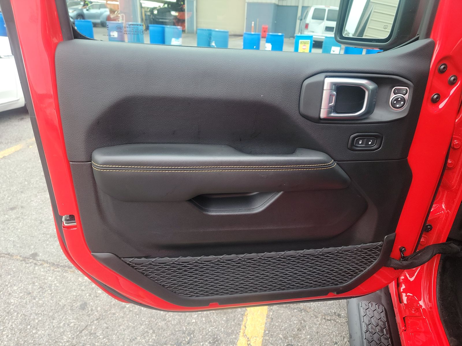 2024 Jeep Wrangler Sahara AWD