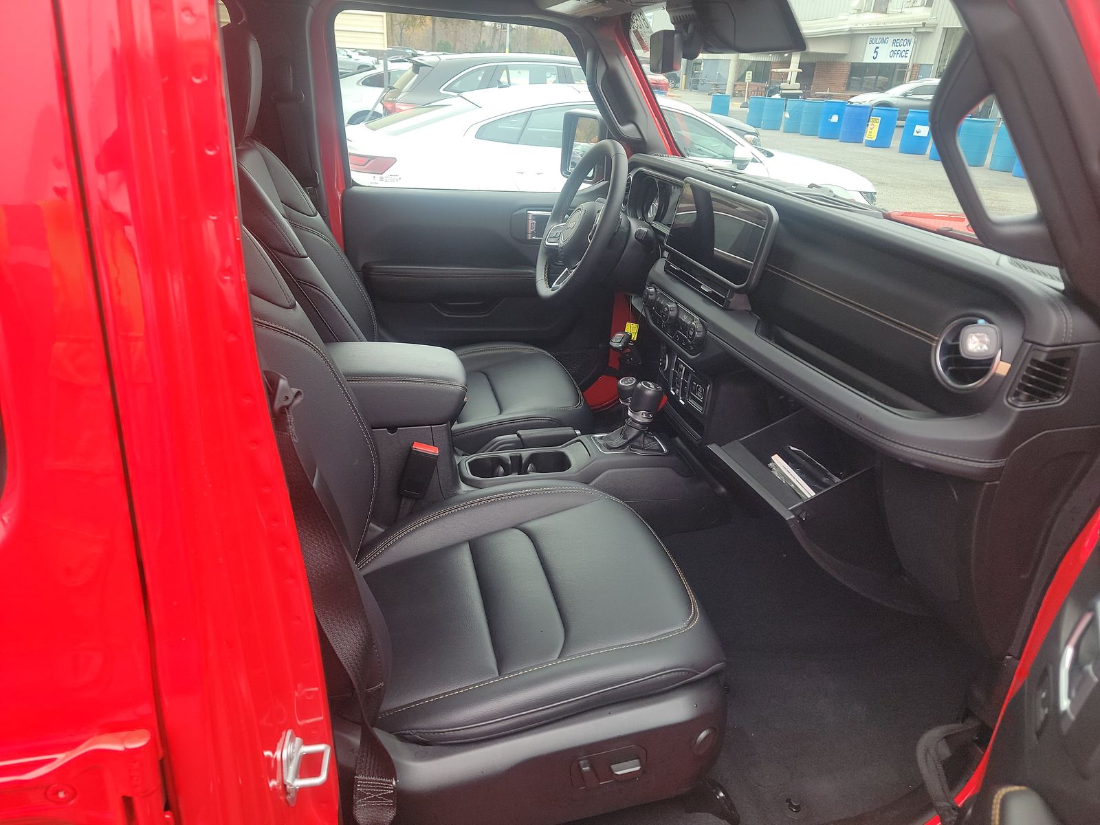 2024 Jeep Wrangler Sahara AWD