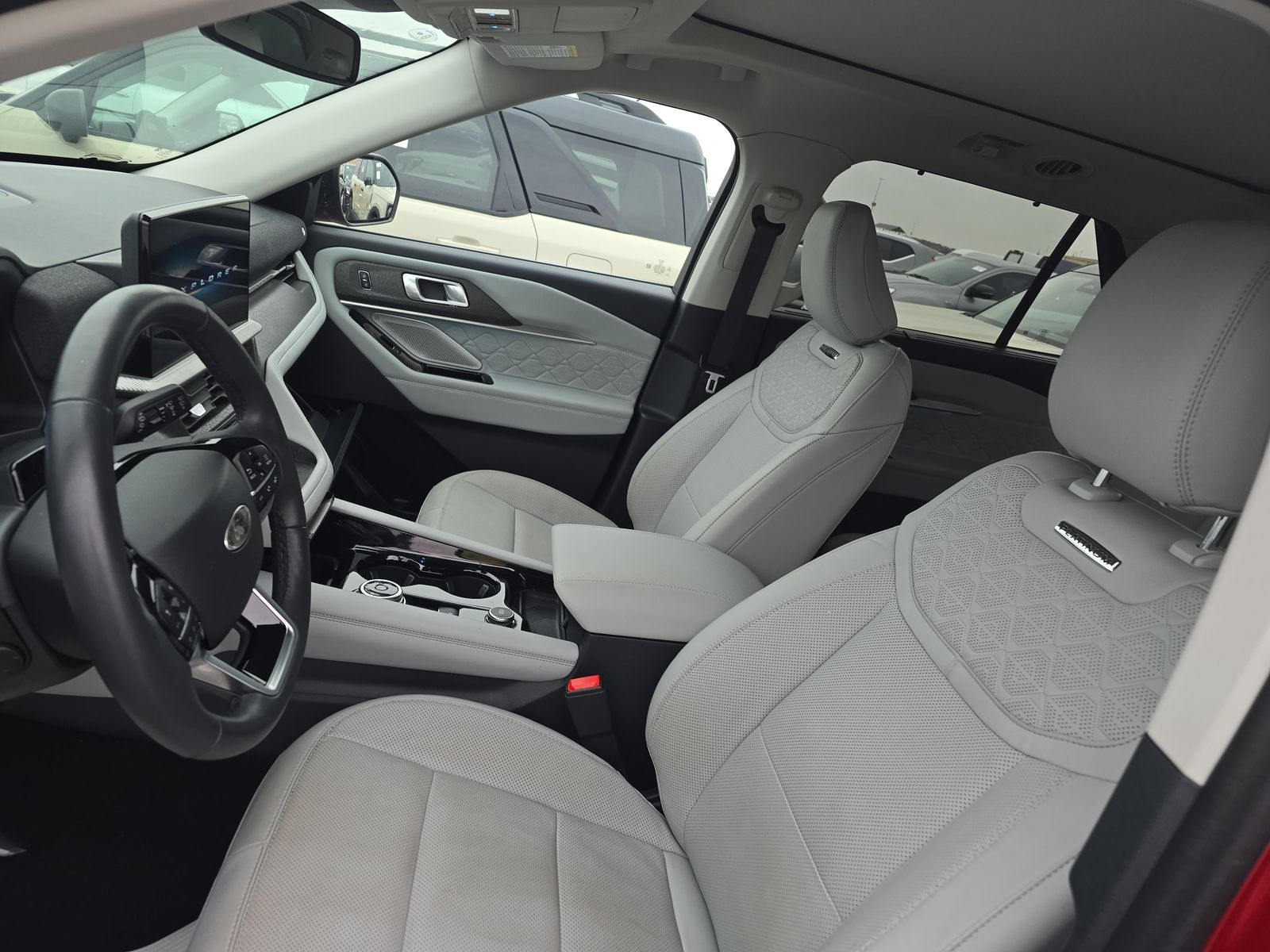 2025 Ford Explorer Platinum AWD