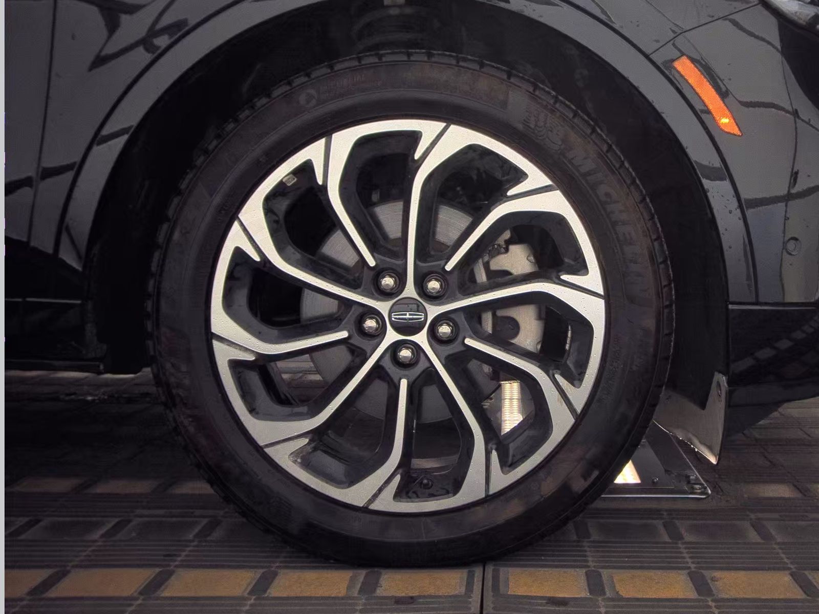 2024 Lincoln Nautilus Reserve AWD