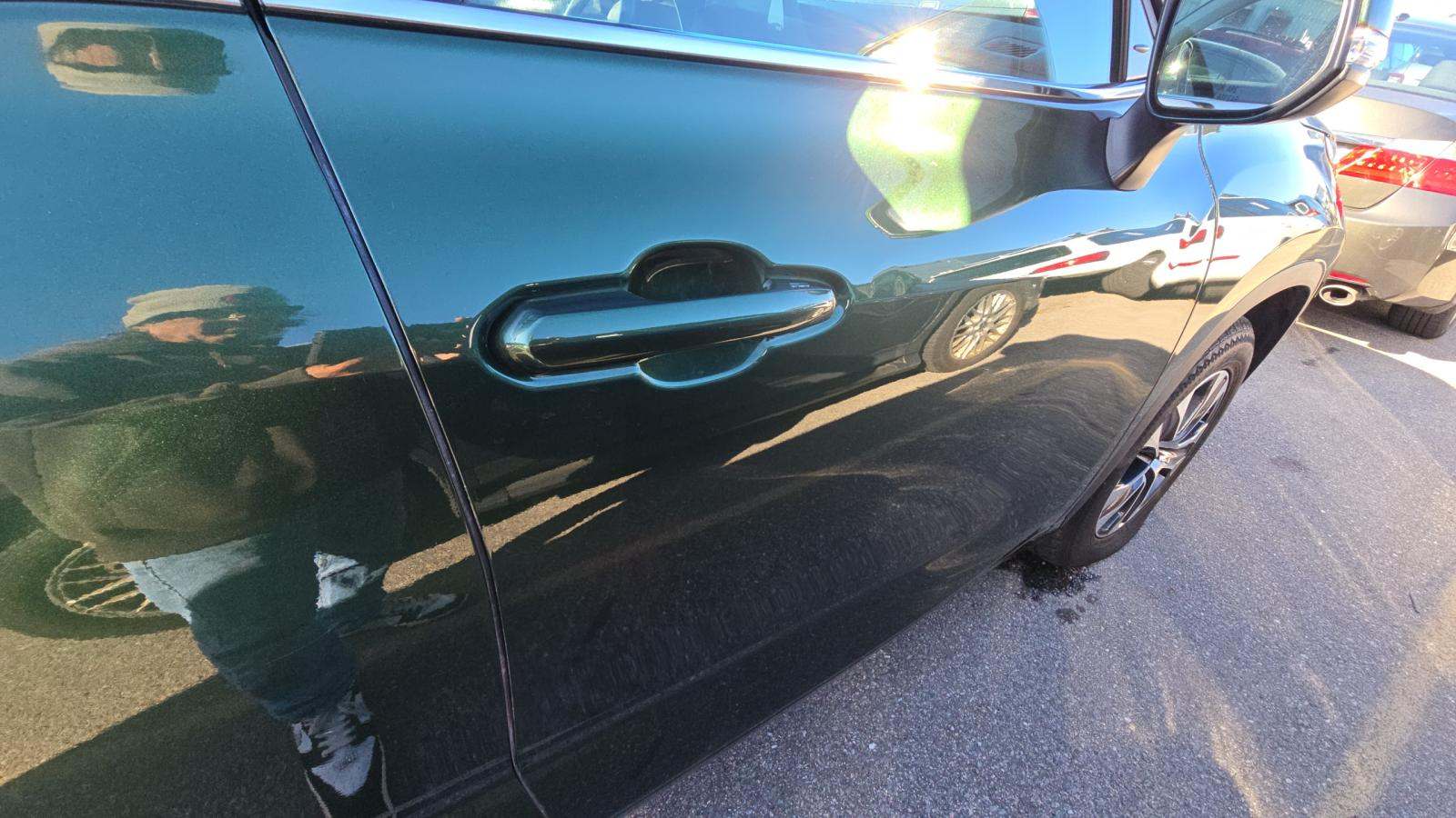 2023 Toyota Highlander XLE FWD