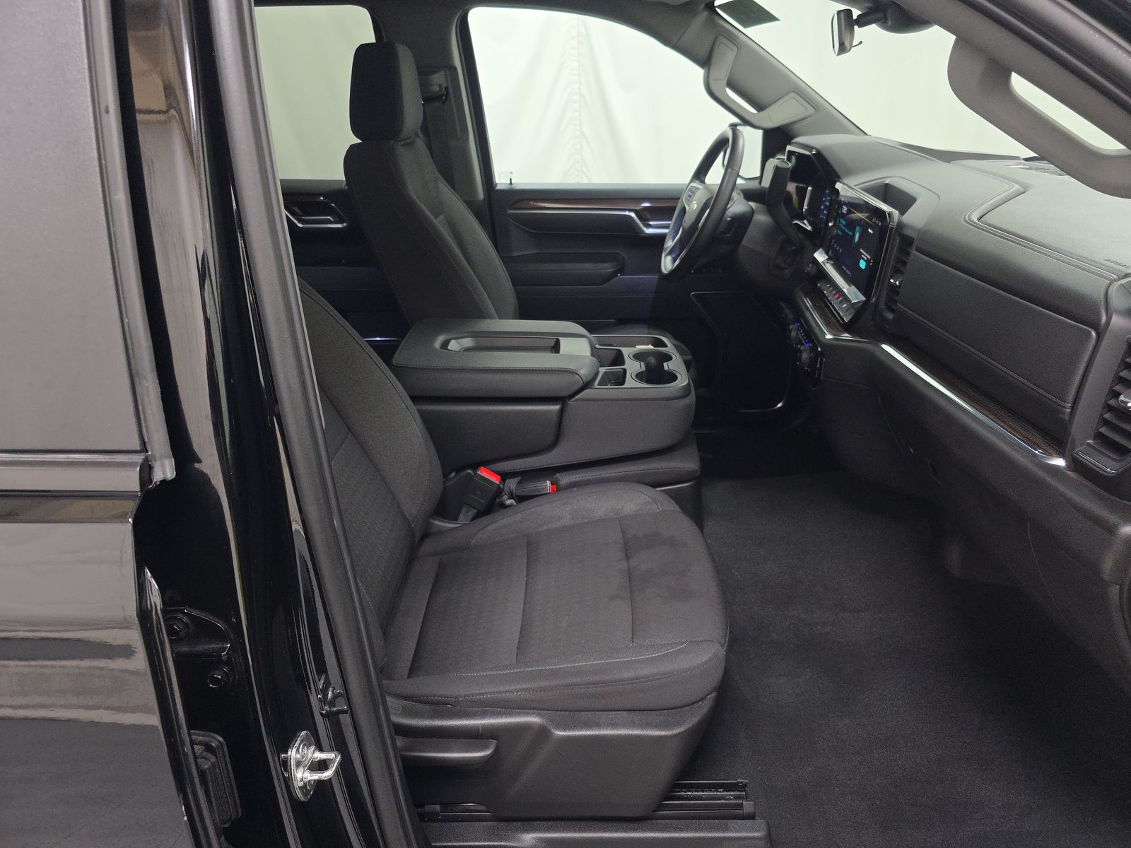 2025 Chevrolet Silverado 1500 LT AWD