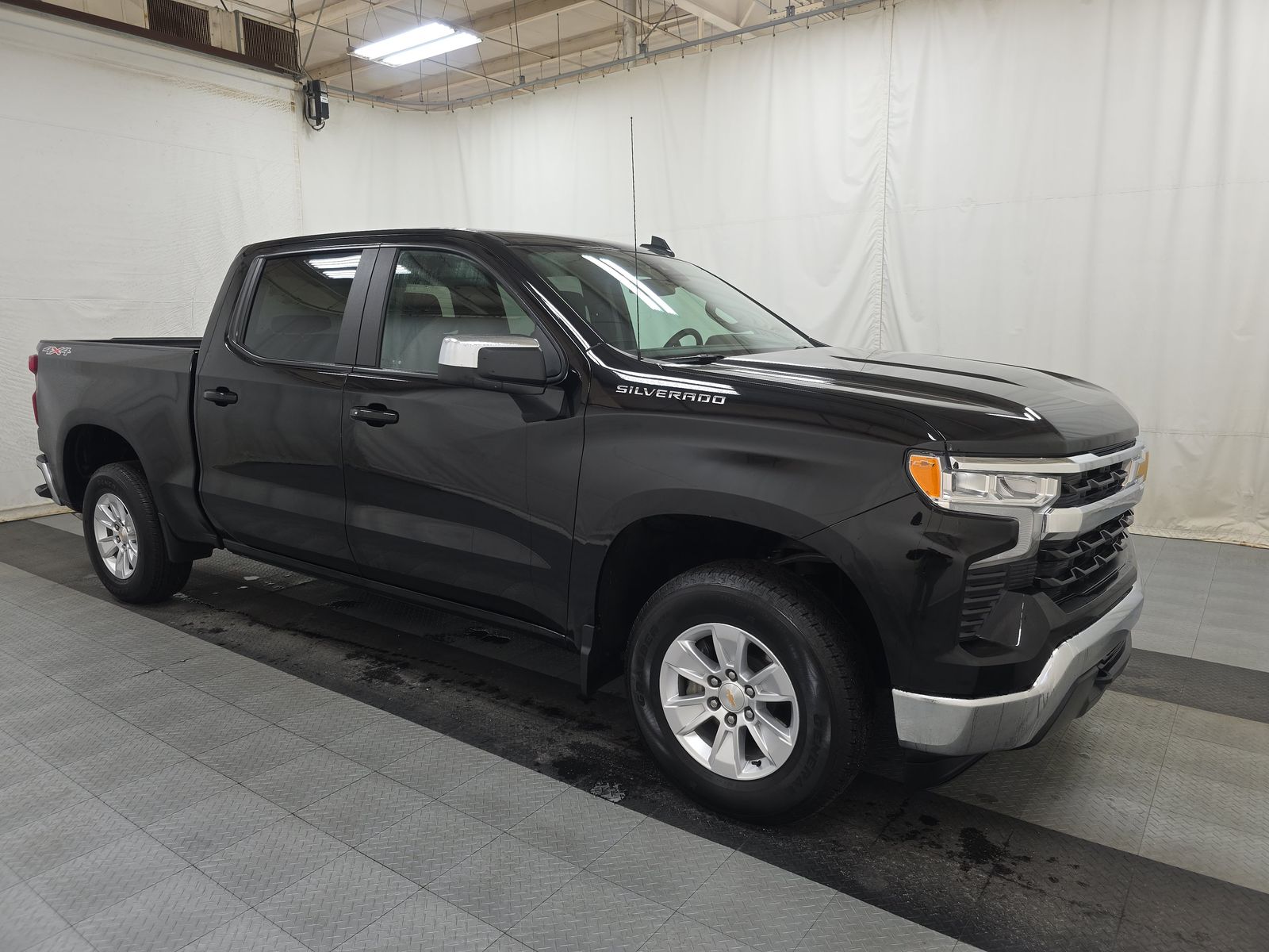 2025 Chevrolet Silverado 1500 LT AWD