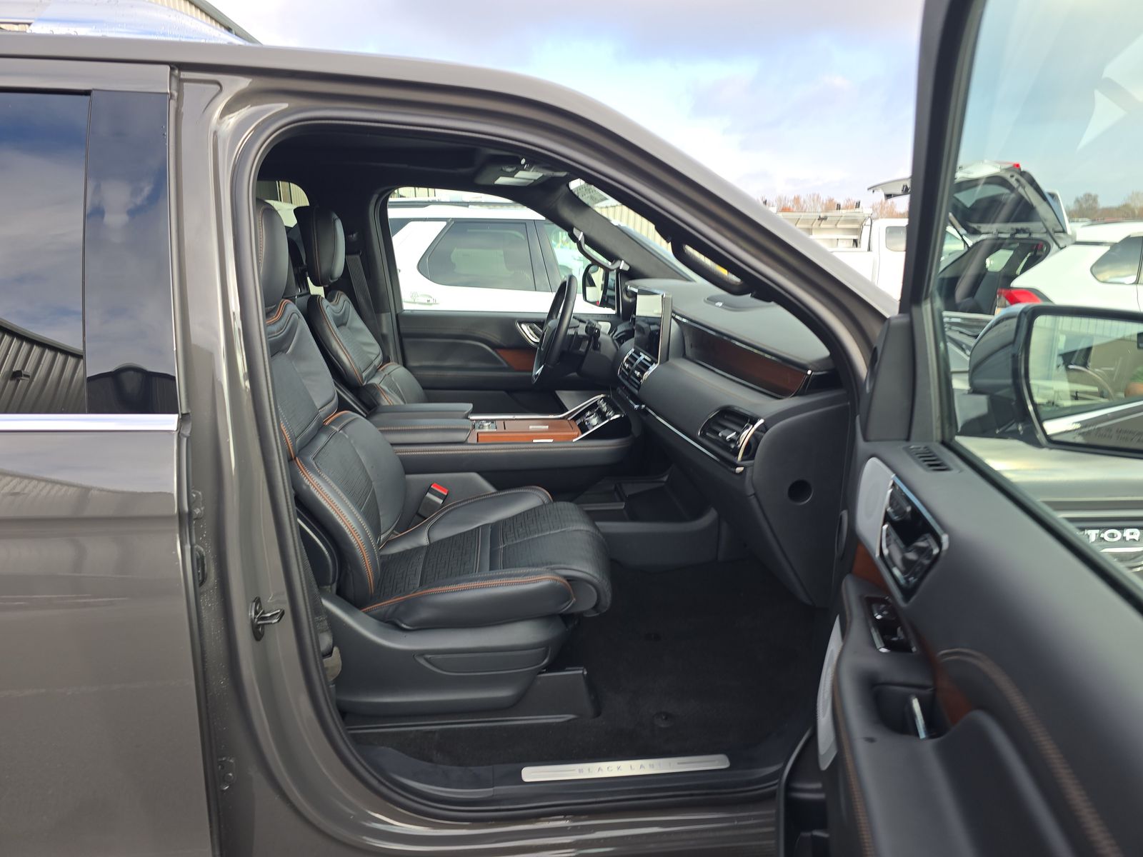 2024 Lincoln Navigator Black Label AWD