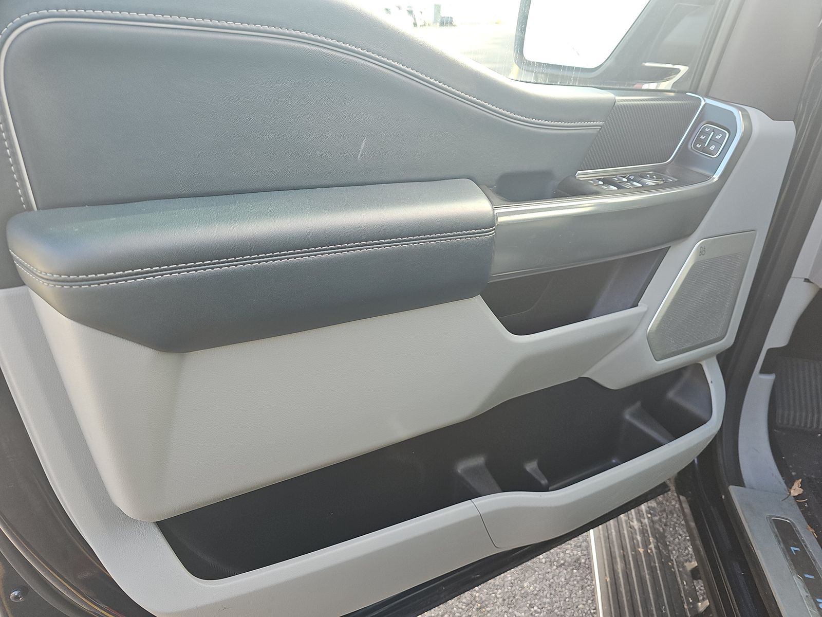 2023 Ford F-150 Hybrid Limited AWD