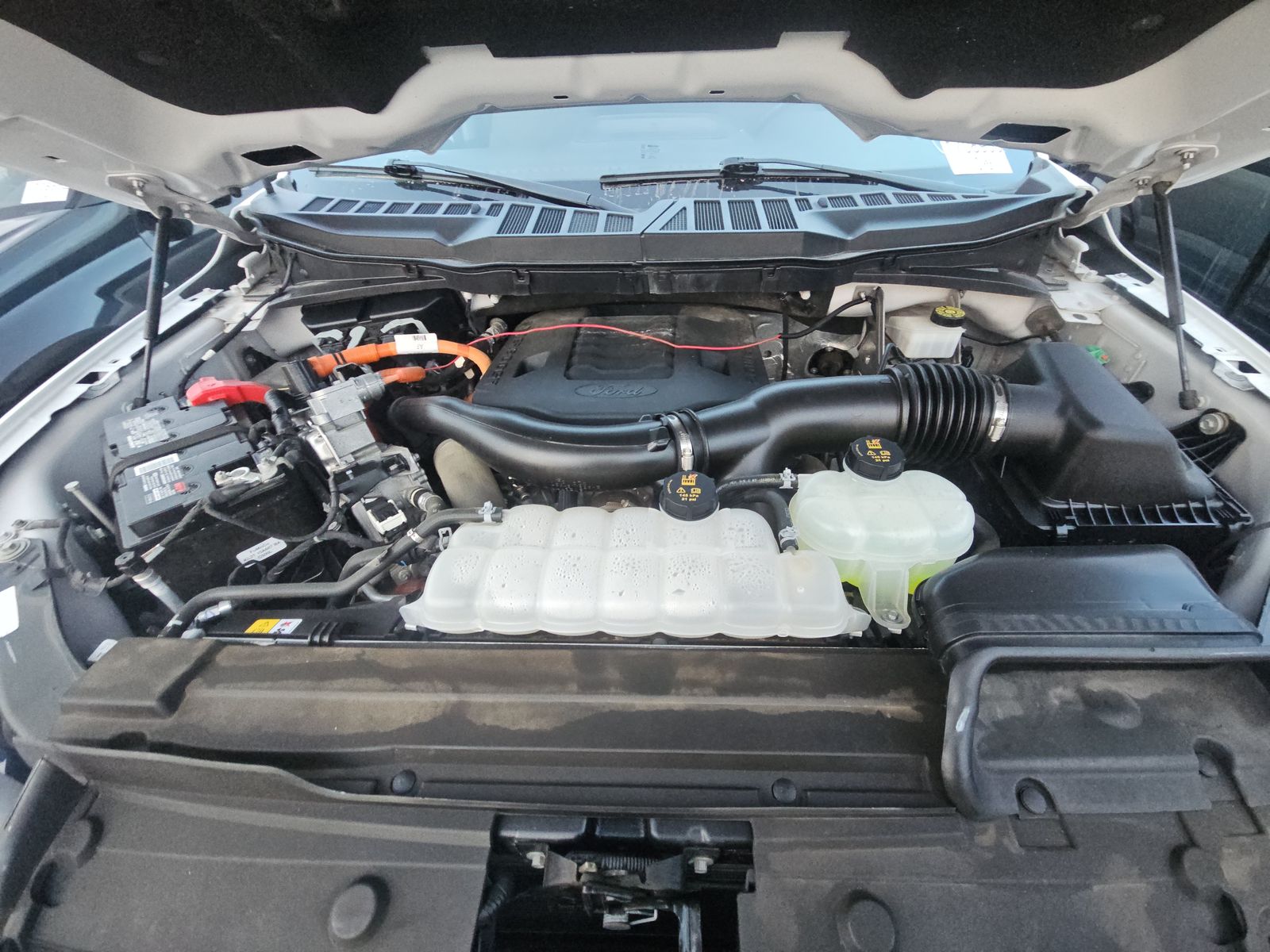 2023 Ford F-150 Hybrid XLT AWD