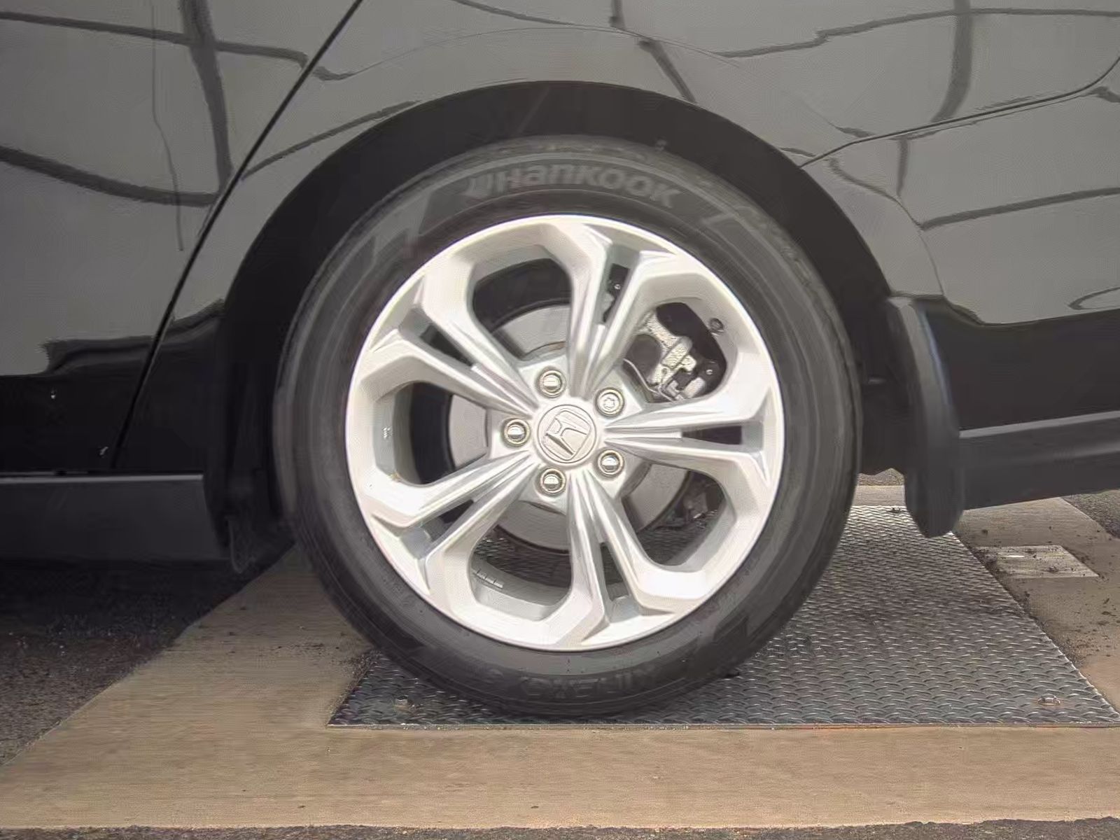 2024 Honda Accord LX FWD