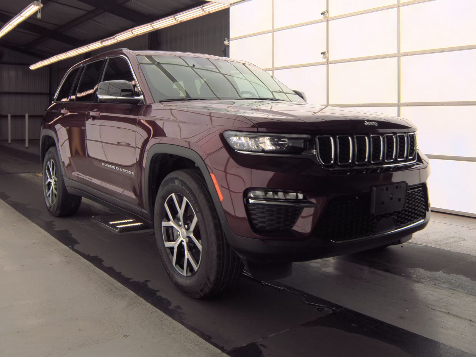 2025 Jeep Grand Cherokee Limited AWD