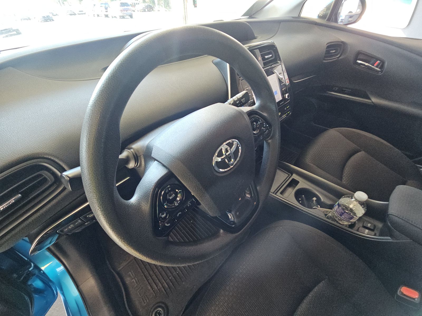 2022 Toyota Prius LE AWD