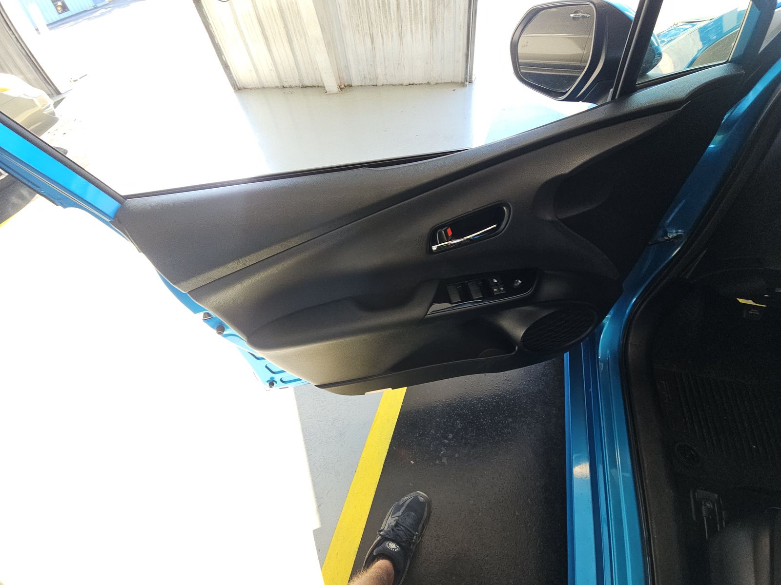 2022 Toyota Prius LE AWD